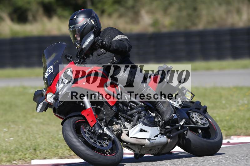 /48 25.08.2025 Cornu Master School ADR/gruen-vert/76